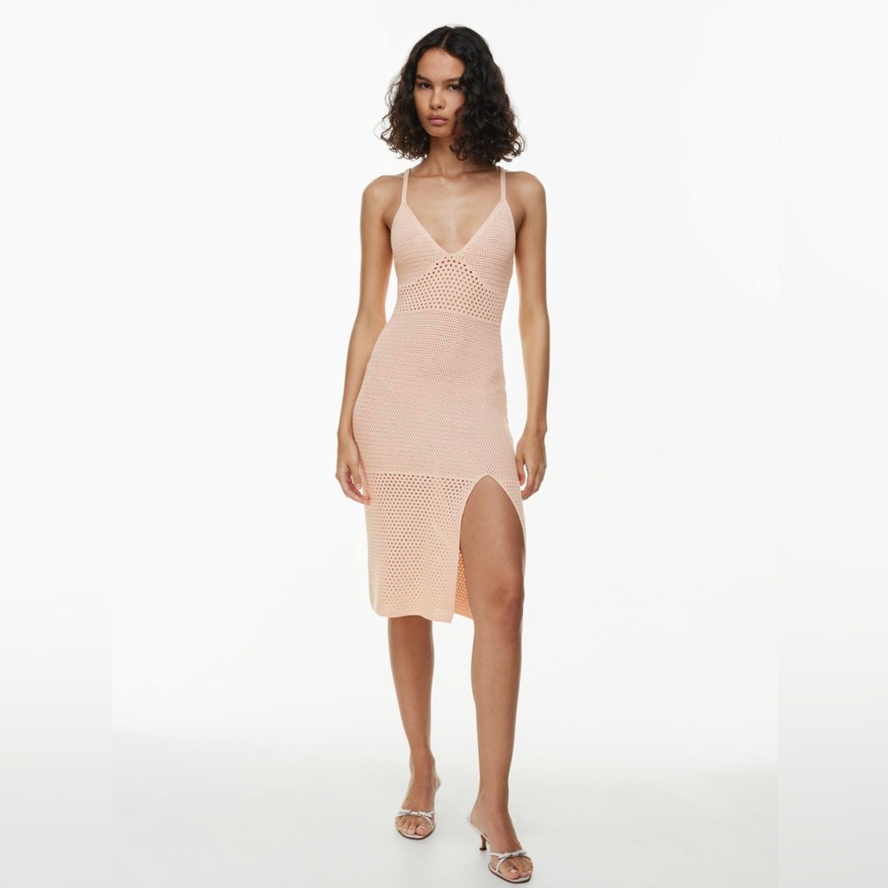 ✨ BNWT ✨ Aritzia Wilfred Evie Midi Crochet Dress - Coral Blush - Size M